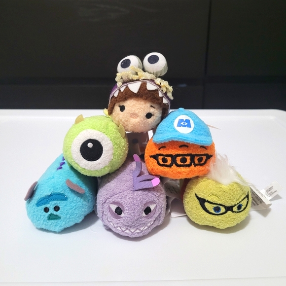 Disney Store Monsters Inc tsum tsum plush 3.5\